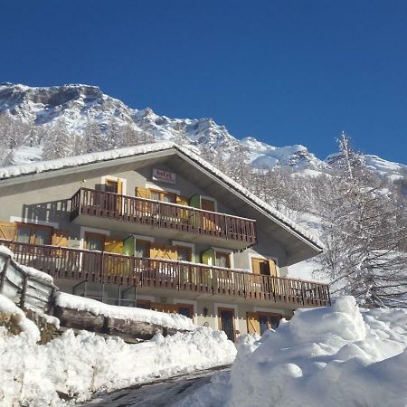 Maison Des Myrtilles Hotell Valgrisenche Eksteriør bilde